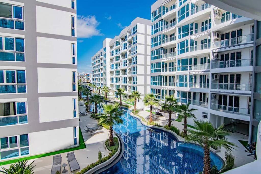 Appartement Large Luxury, Pool View, Grand Avenue, Pattaya E202 Extérieur photo