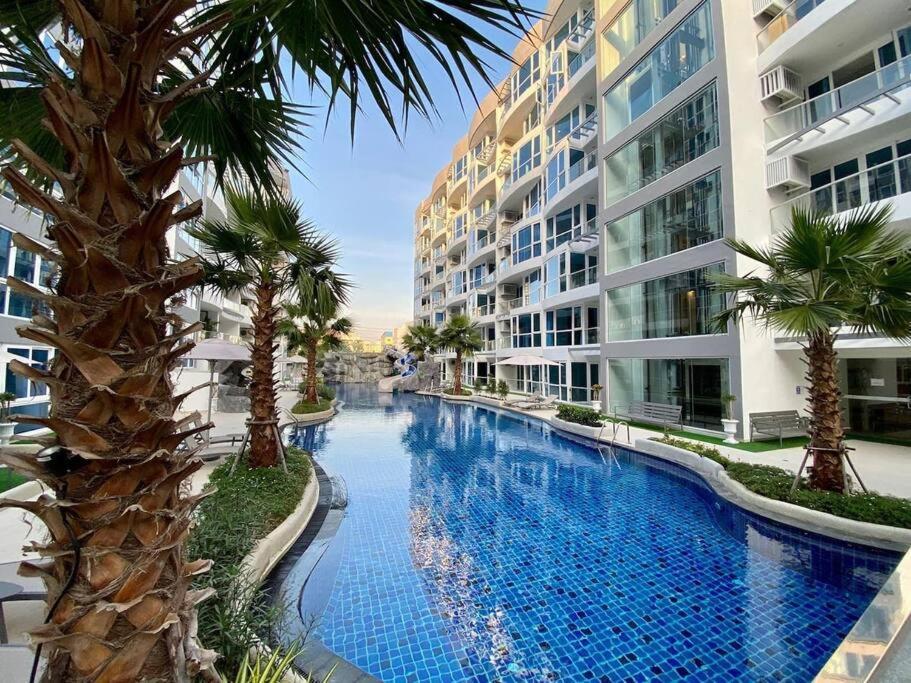 Appartement Large Luxury, Pool View, Grand Avenue, Pattaya E202 Extérieur photo