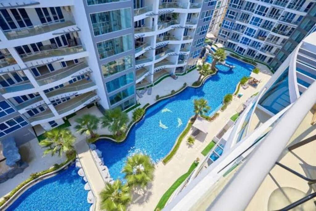 Appartement Large Luxury, Pool View, Grand Avenue, Pattaya E202 Extérieur photo